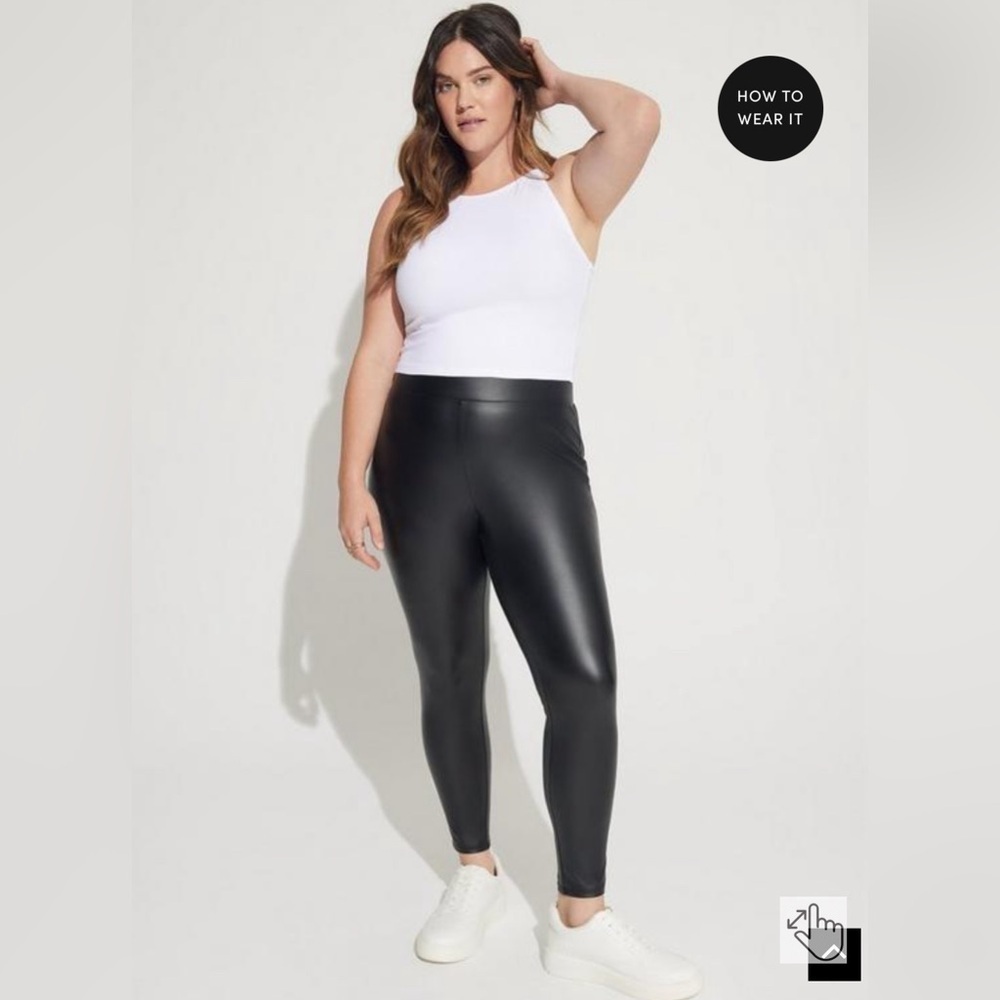 Torrid - Full Length Signature Waist Faux Leather Legging - Size 2 - Gently Used